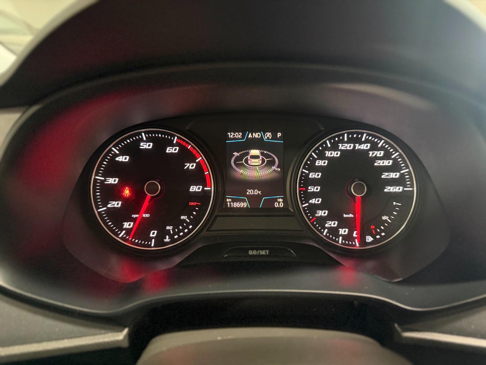 Seat Leon ST FR DSG Panorama PDC Navi
