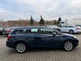 Opel Astra Sports Tourer *PDC V+H*XENON*KLIMA - Opel Astra aus 2011: H