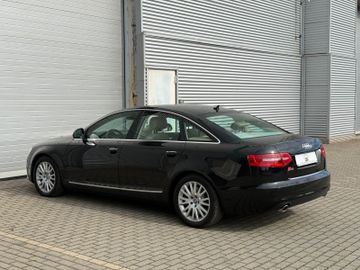 Audi A6 - 4