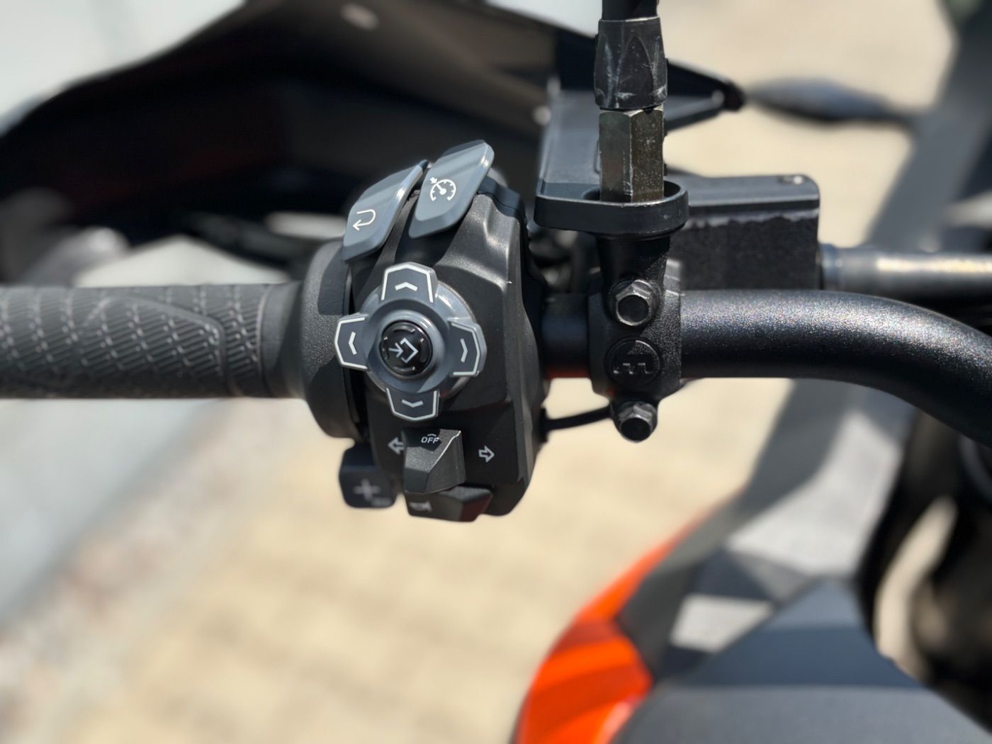 Fahrzeugabbildung KTM 1290 Super Adventure S Koffer, Akra, Techpack