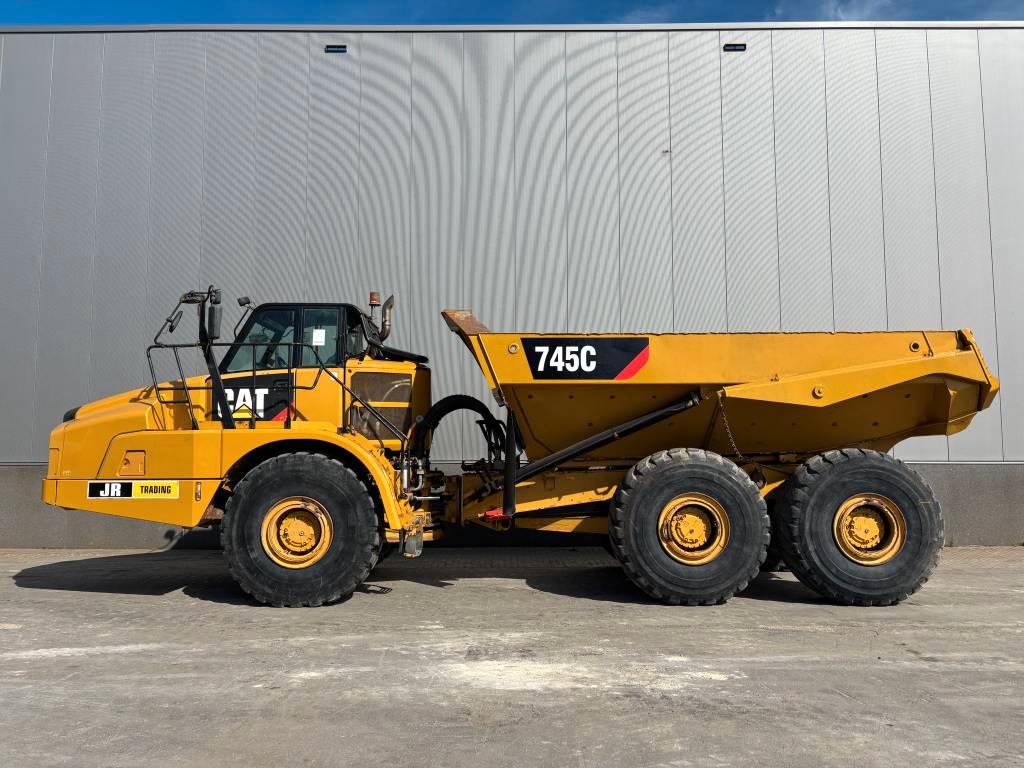 CAT 745 C