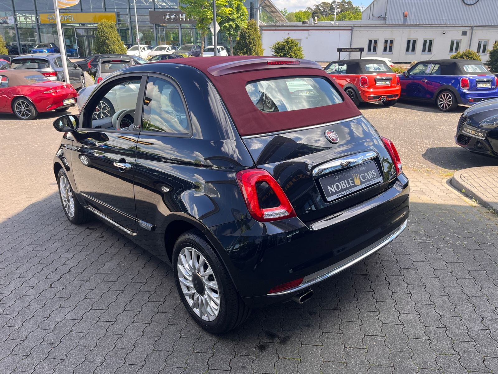 Fahrzeugabbildung Fiat 500C Lounge NAVI PDC ALU