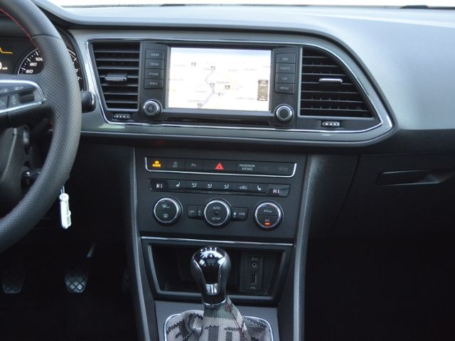 Leon ST 1.4 TSI 150 PS FR PANORAMA/19-ZOLL/LED/N