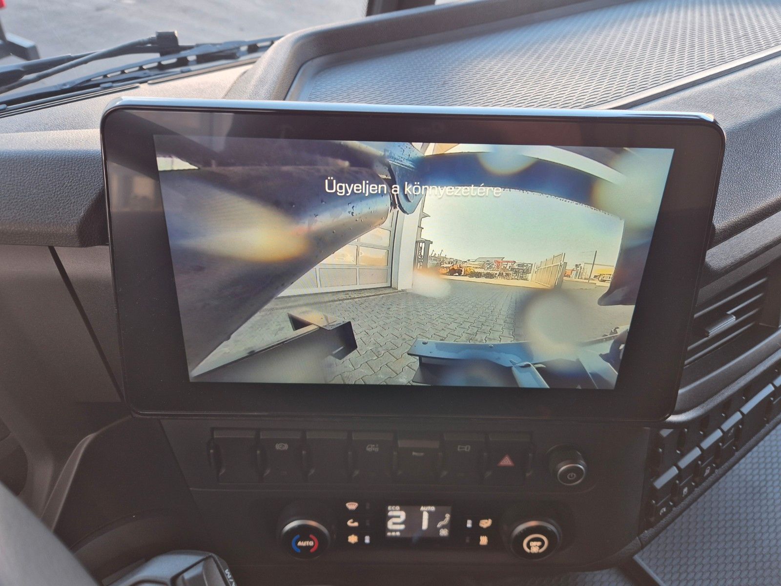 Fahrzeugabbildung Iveco AT190S40/FP Böse Schwenkwand LBW AHK