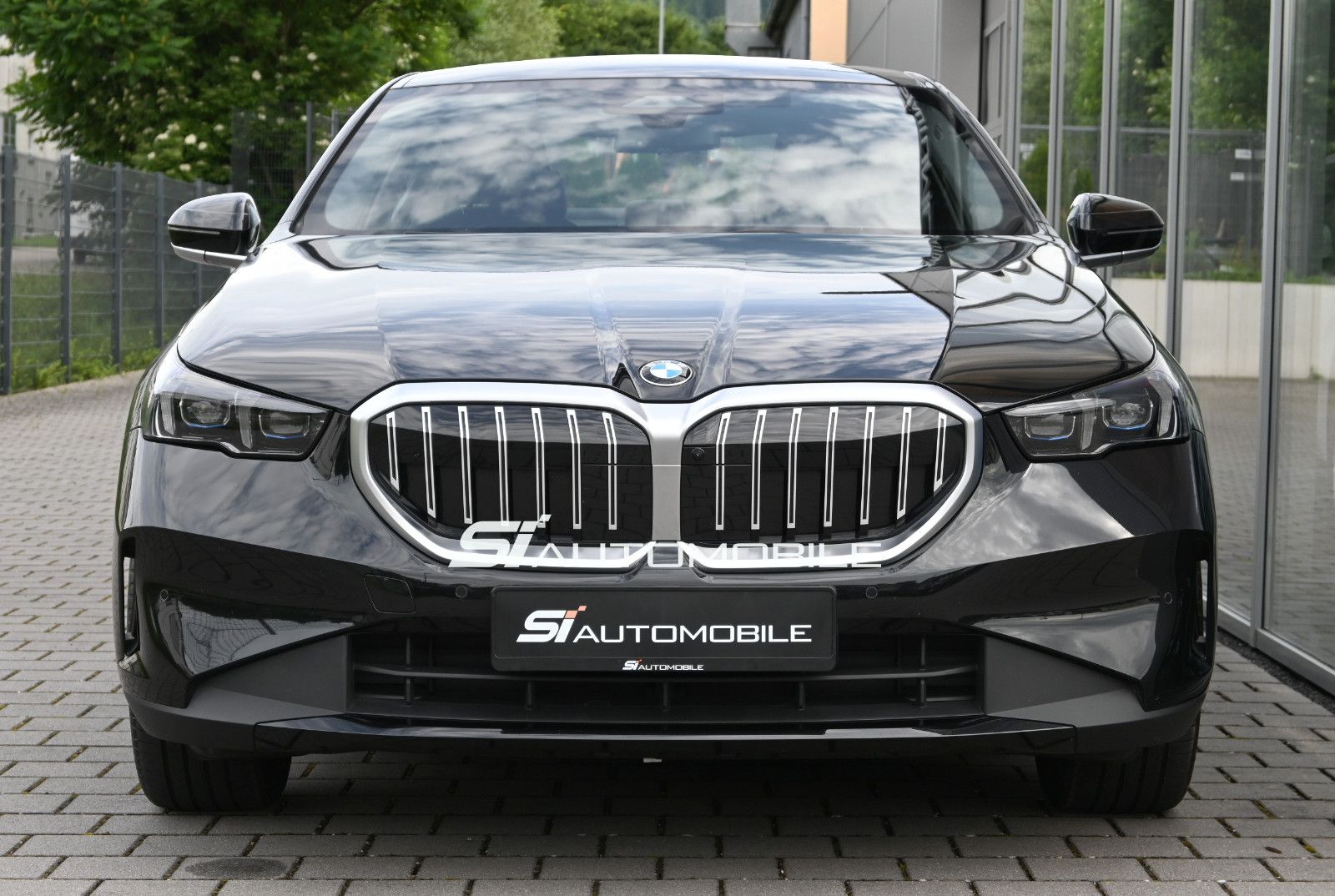 Fahrzeugabbildung BMW 520i Aut. °KOMFORTSITZE+BELÜFTUNG°STANDHEIZUNG°