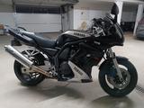 Yamaha FZS 600 RJ02 - YAMAHA FZ 600