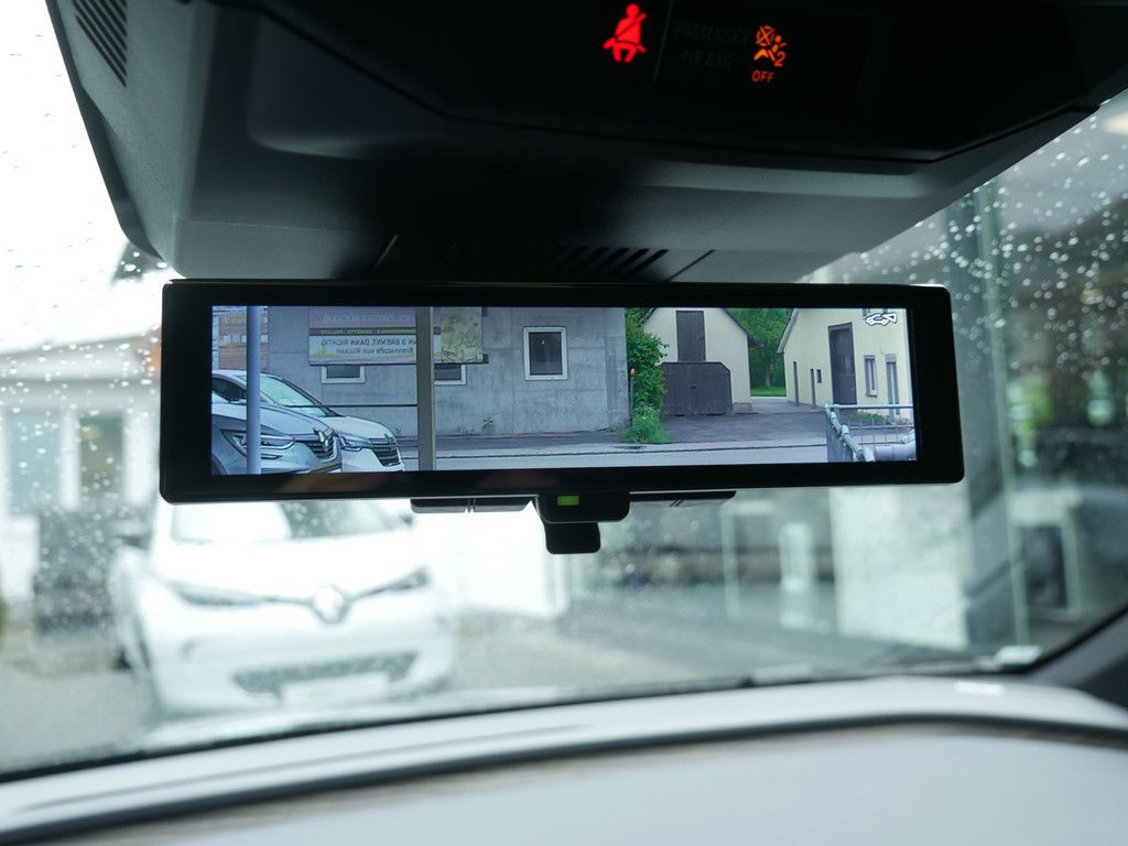 Fahrzeugabbildung Renault Megane E-Tech EV60 220 Iconic