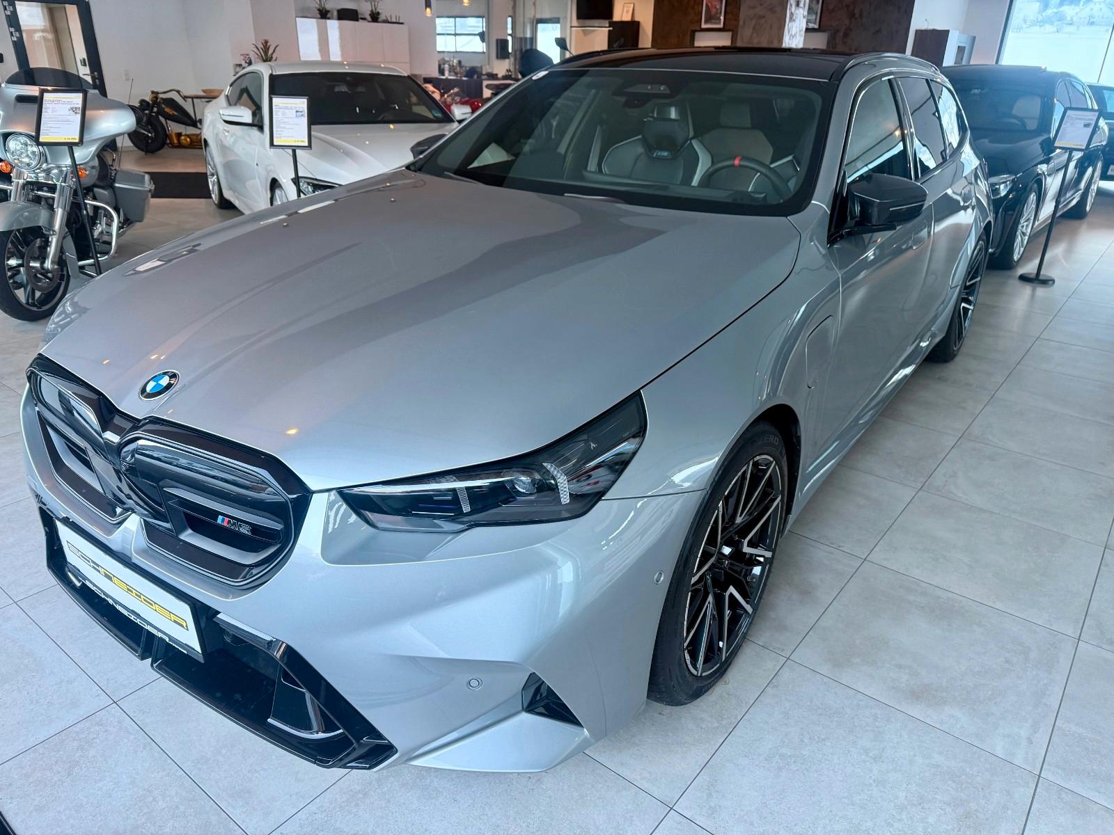 BMW M5 Touring INDIVIDUAL* VOLL