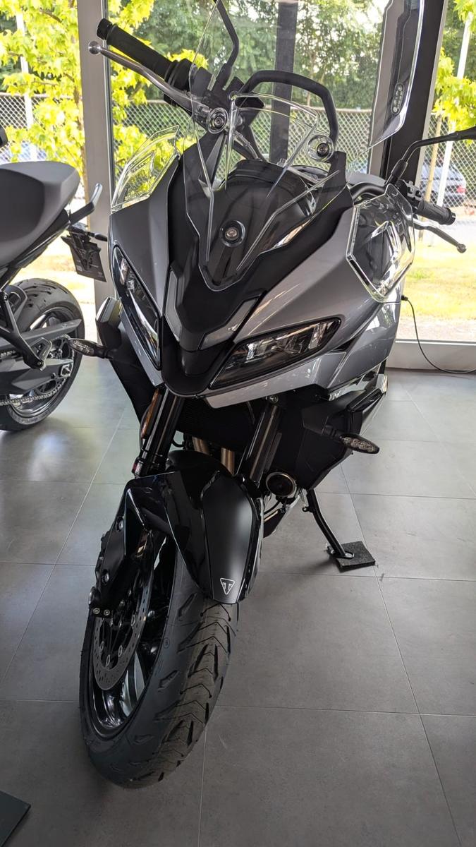 Triumph Tiger Sport 800