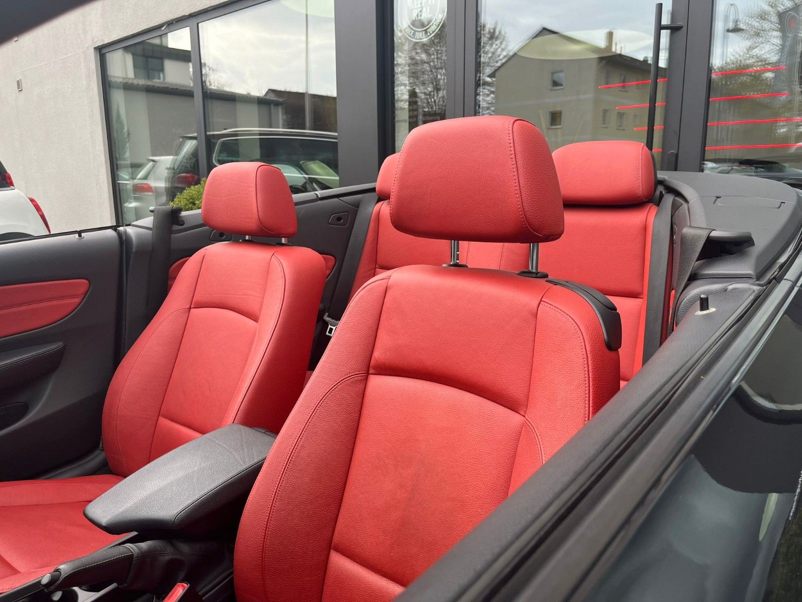 Fahrzeugabbildung BMW 120d Cabrio Advantage *LHZ*PDC*