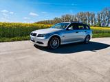 BMW 320i Touring E91 - BMW 320 aus 2005: Kombi, 320i