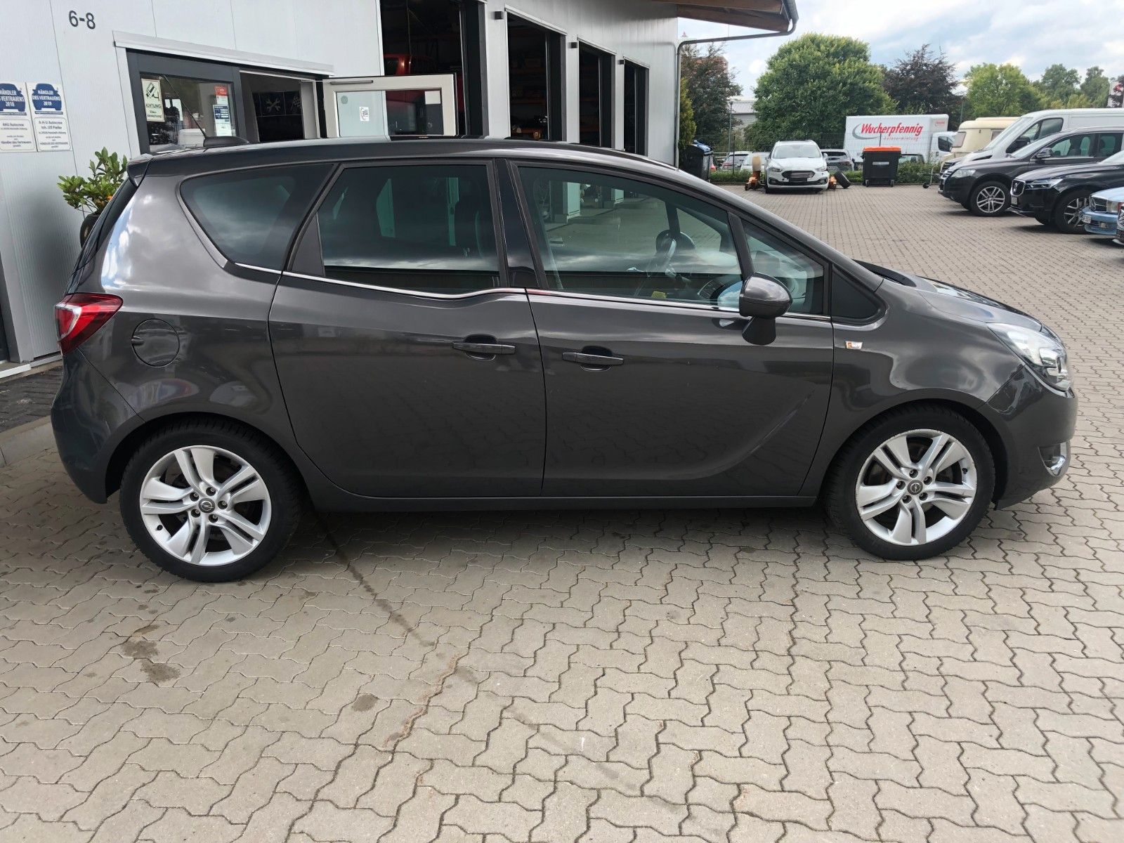 Fahrzeugabbildung Opel Meriva B Innovation