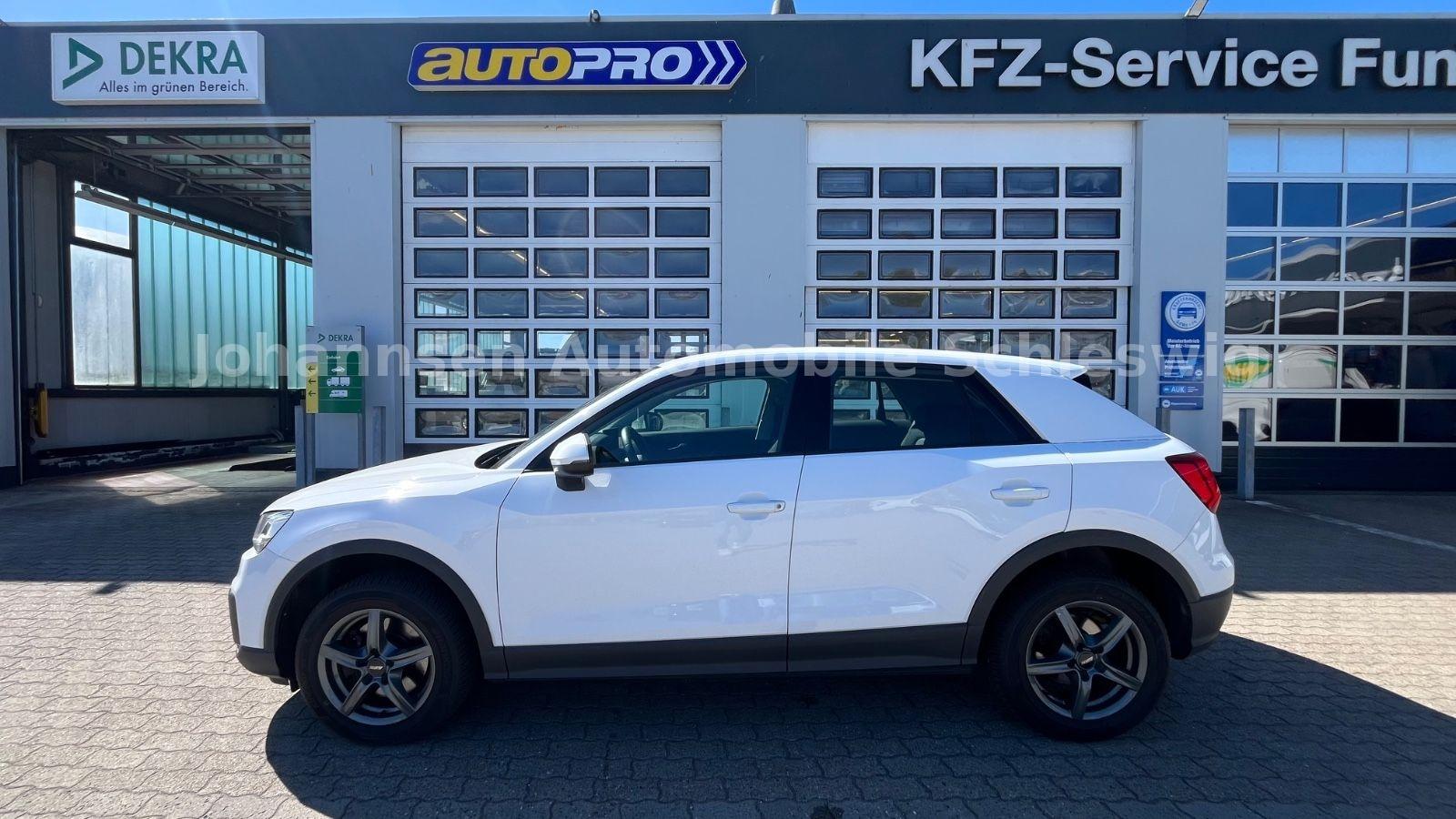 Audi Q2 basis ultra,LED,Bluetooth,SHZ,PDC,Allwetter