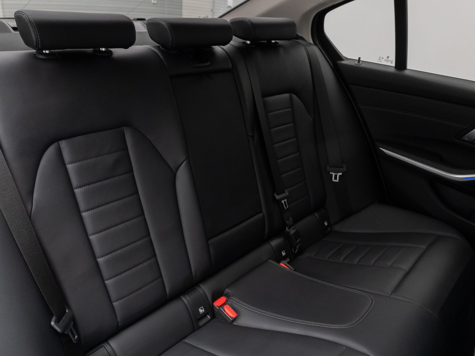Fahrzeugabbildung BMW 320i xD Luxury Line El.Glasdach Kamera HiFi AHK
