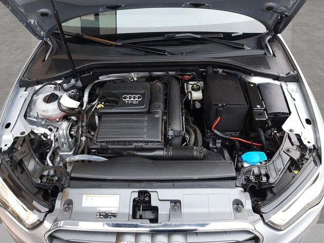 Fahrzeugabbildung Audi A3 Sportback 1.4TSI attraction ultra Xenon PDC