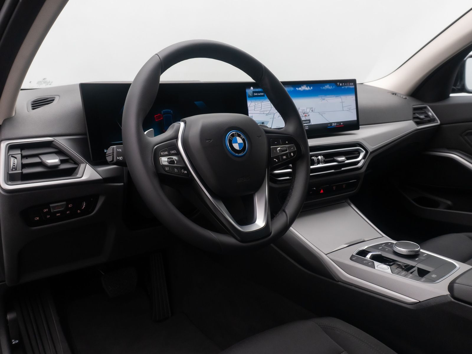 Fahrzeugabbildung BMW 320e Widscreen PDC CockpitPlus DAB Geschwindig