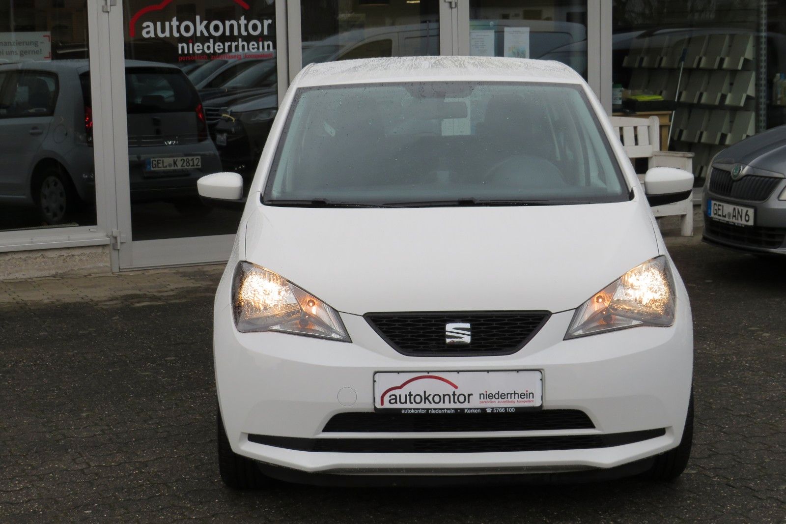 Fahrzeugabbildung SEAT Mii Style 4-TÜREN KLIMA ZV EFH TELVOR 1.HAND