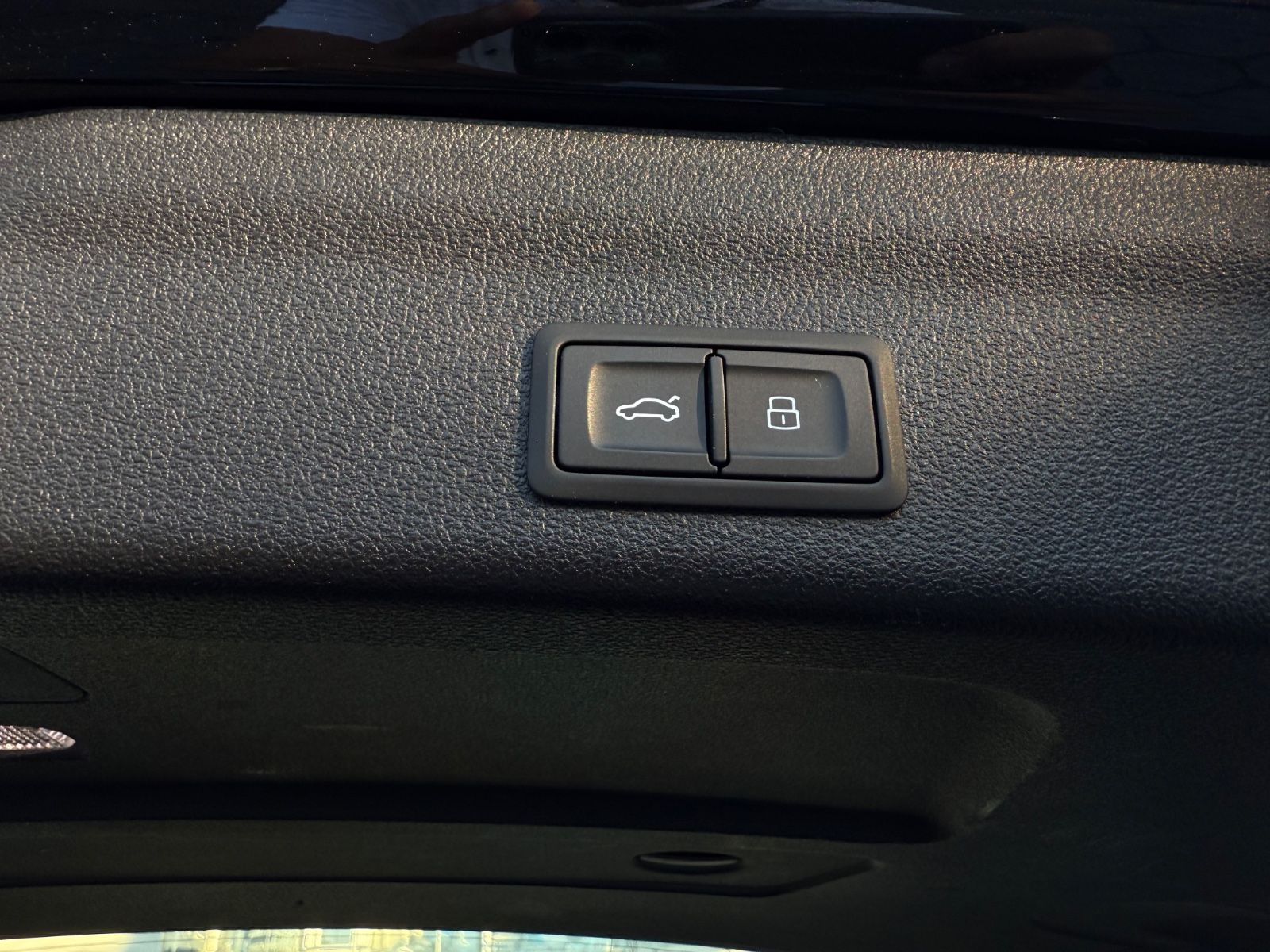 Fahrzeugabbildung Audi A6 Avant 40 TDI quattro design*LED*Leder*Kamera