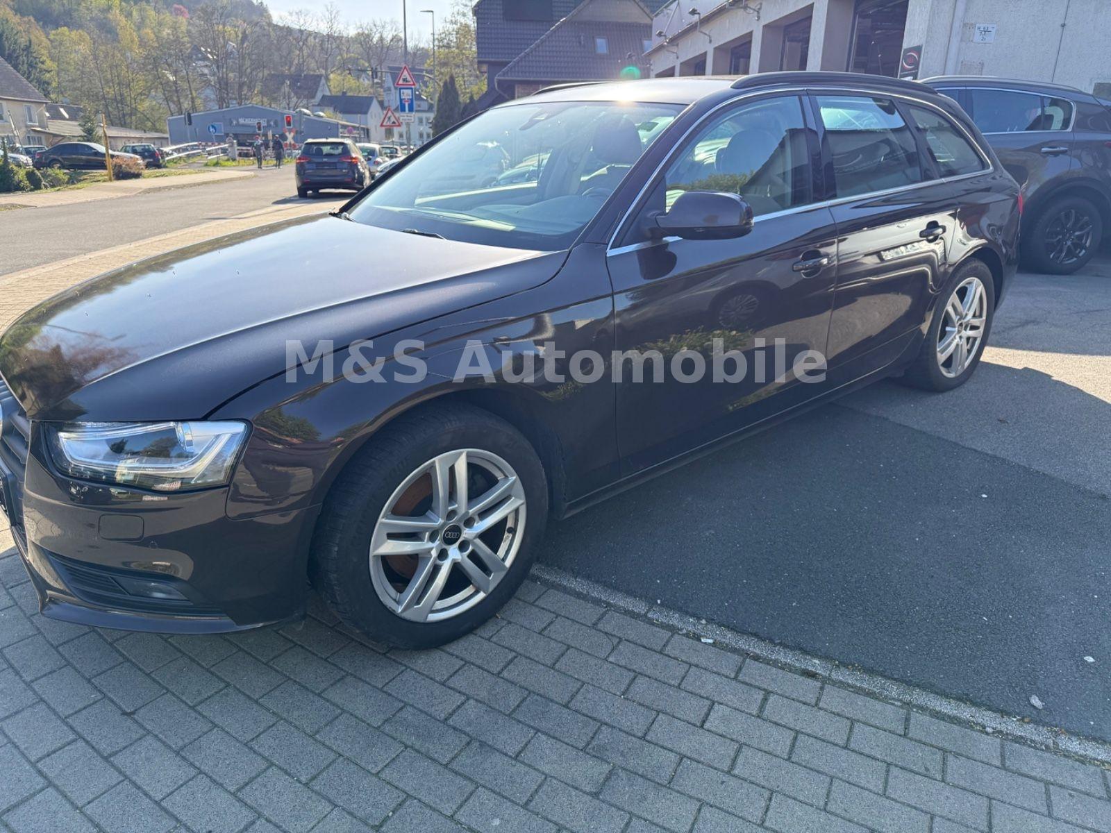 Audi A4 Avant Ambiente quattro Navi,PDC,SHZ