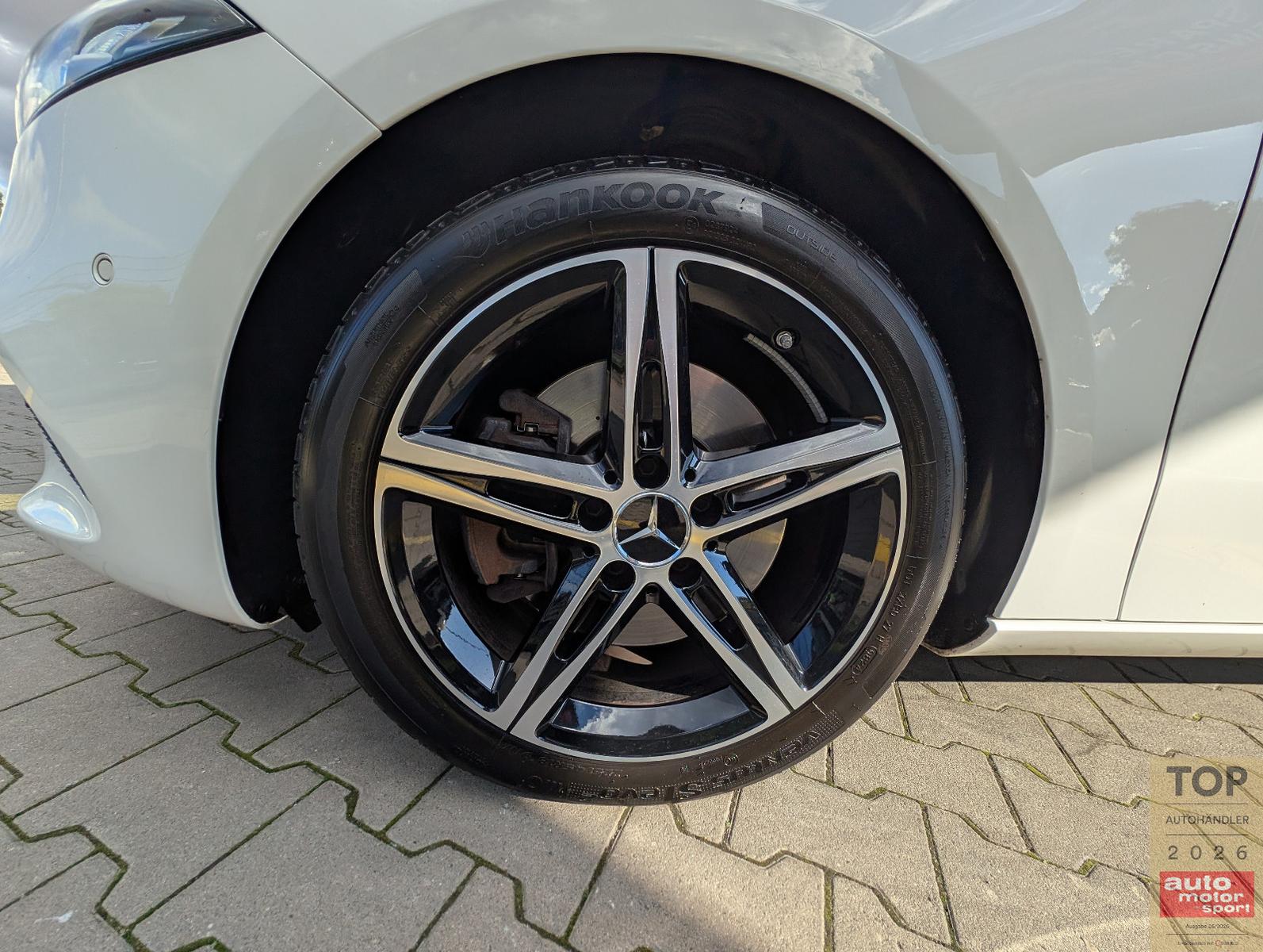 Mercedes-Benz A250 Prog*Dis+*360°LED*PANO*Wide*JungeSterne7.27