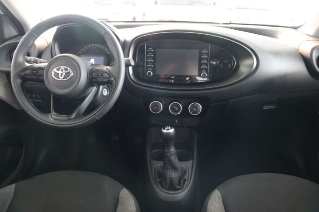 Toyota Aygo x-play