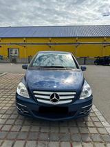 Mercedes-Benz B 180 Autotronic - - gebrauchte Mercedes-Benz B 180 aus dem Jahr 2009