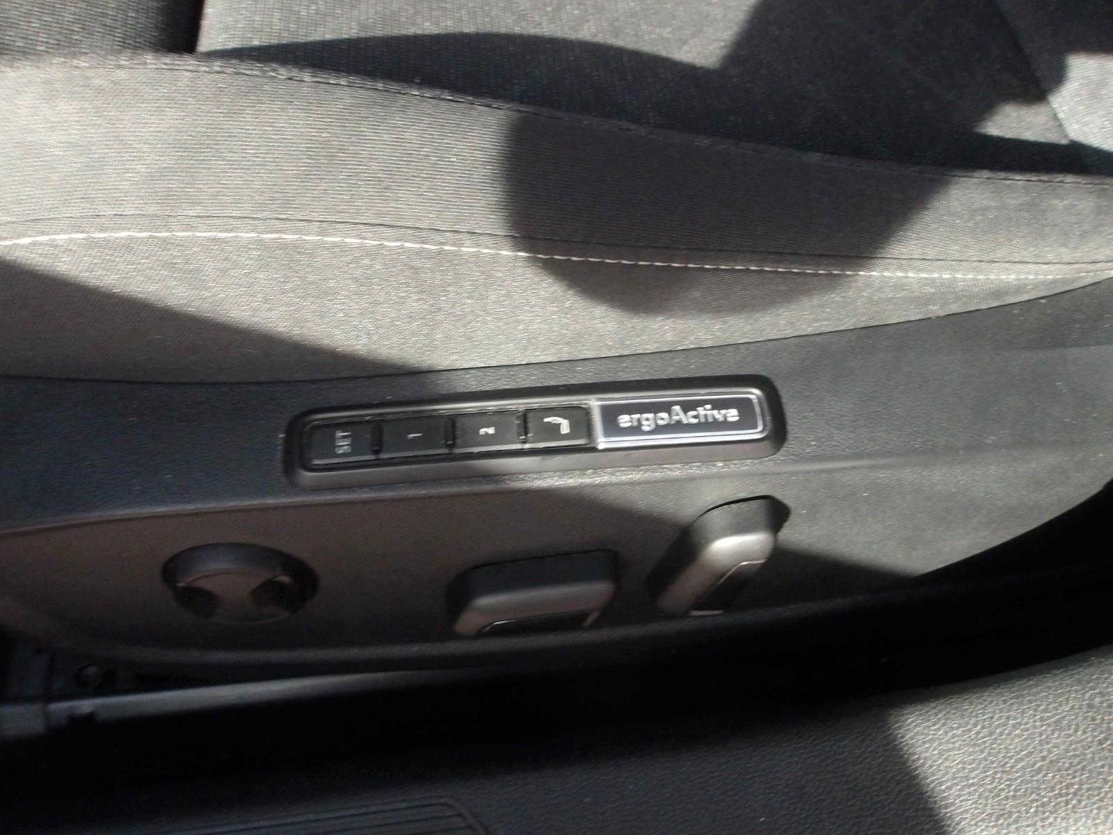Volkswagen Golf VIII Lim. Life DSG *LED*NAVI*RFK*EXP. 13990, миниатюра 19