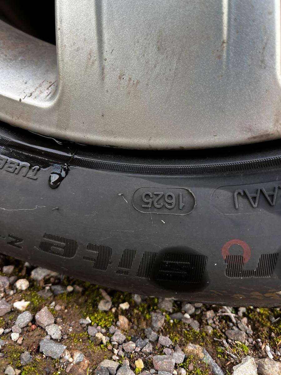 Audi A4 2005 — photo 11