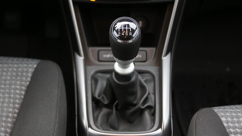 Autohaus Zimpel & Franke - Suzuki S-CROSS 1.4 COMFORT ALLGRIP +LED+ALLRAD+SHZ - Bild 13 Autohaus Zimpel & Franke - Suzuki S-CROSS 1.4 COMFORT ALLGRIP +LED+ALLRAD+SHZ - Bild 13