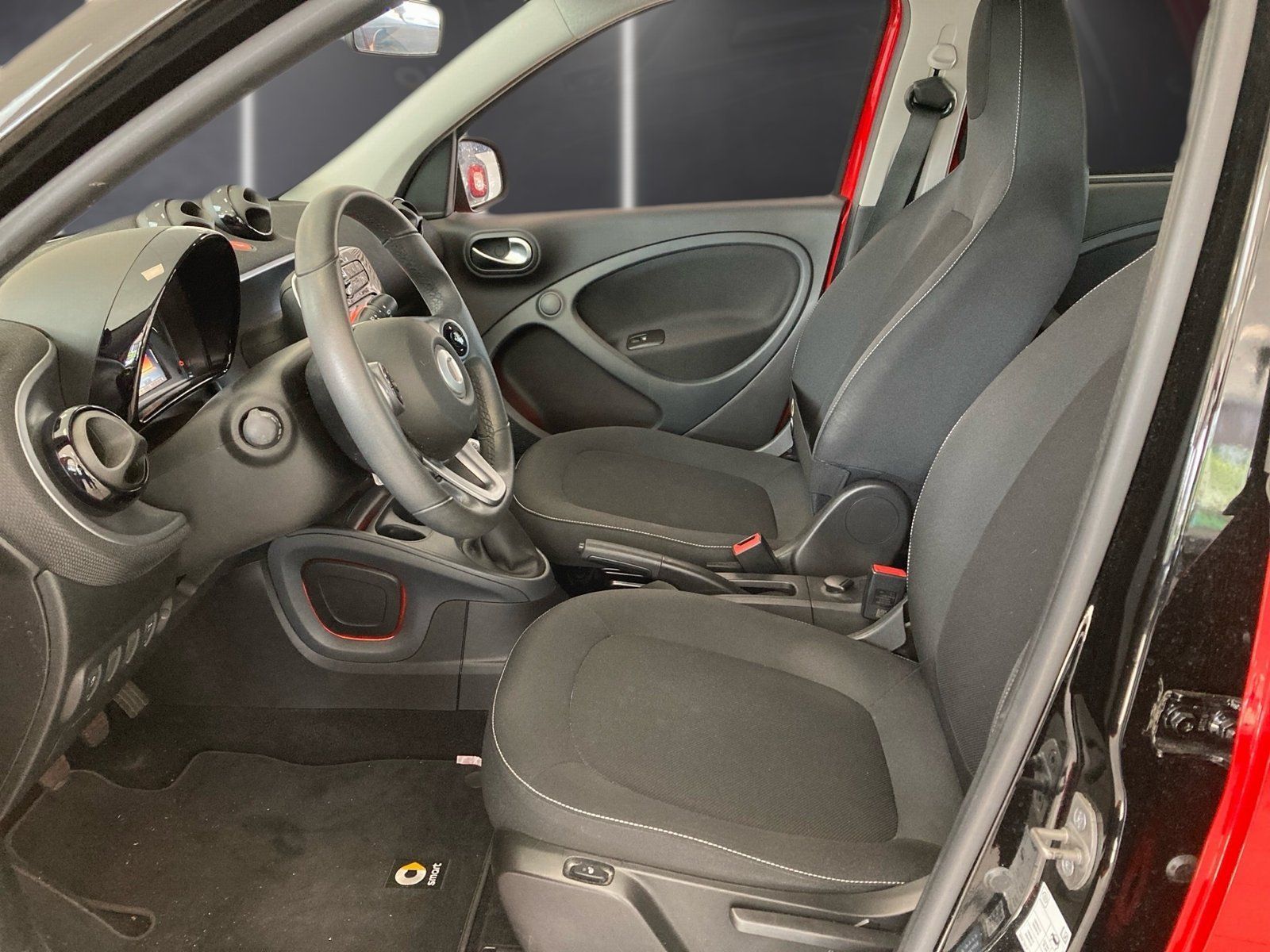 Fahrzeugabbildung Smart forfour 52 kW passion*PDC*Klima*Sitzheiz*LED&Sen