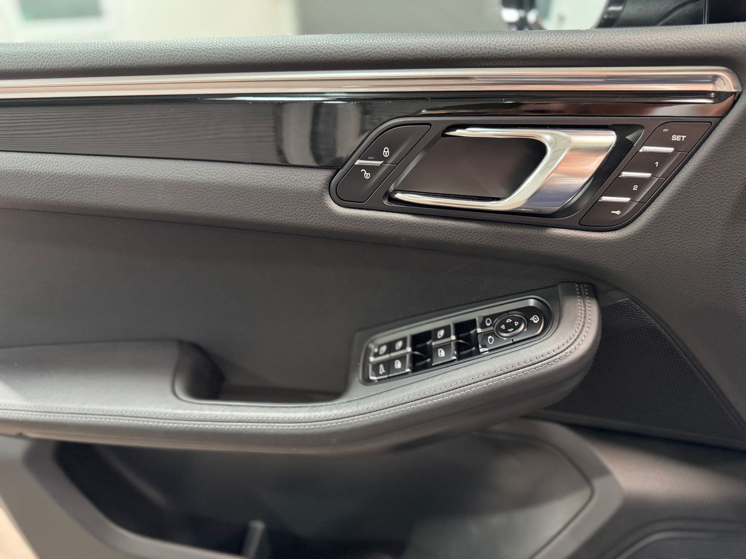 Fahrzeugabbildung Porsche Macan S Diesel #Bi-Xenon#Memory#Leder