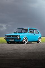 Volkswagen Golf 1 G60, Miamiblau , Porsche Felgen - Volkswagen: Miami