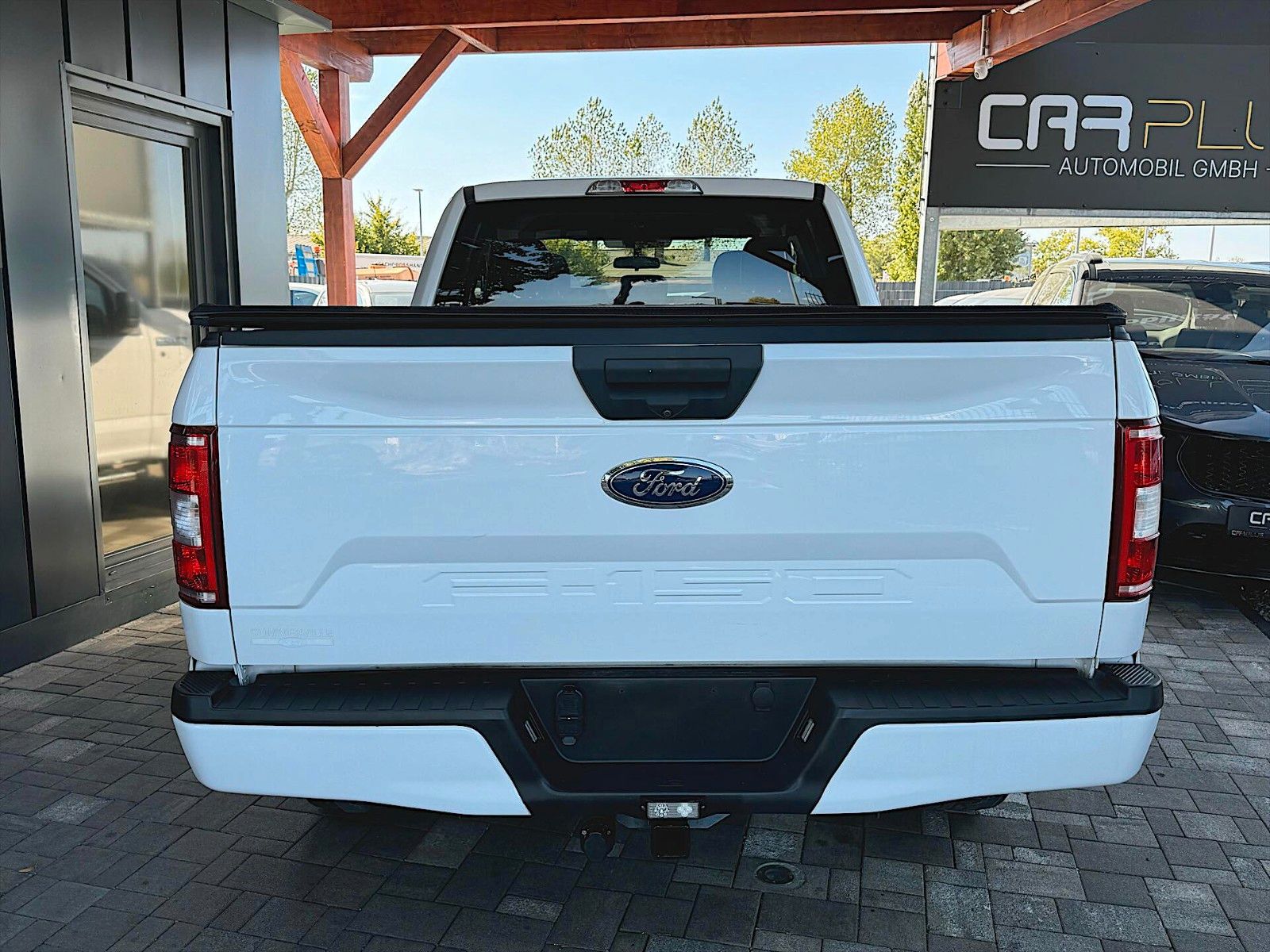 Fahrzeugabbildung Ford F150 5.0 V8 STX Offroad 4x4 SuperCab Long Bed