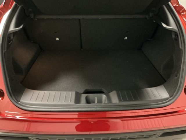 Fahrzeugabbildung Nissan JUKE 1.0 DIG-T 114 PS 6MT N-CONNECTA Winter II B