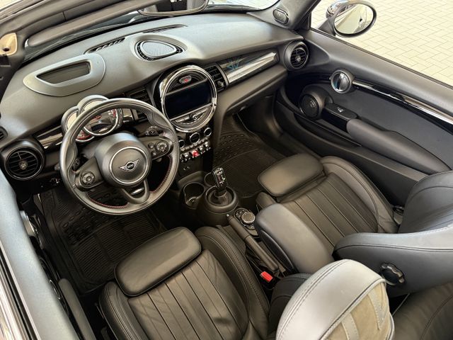 MINI John Cooper Works Cabrio NAVI PLUS ADAPT LED HK