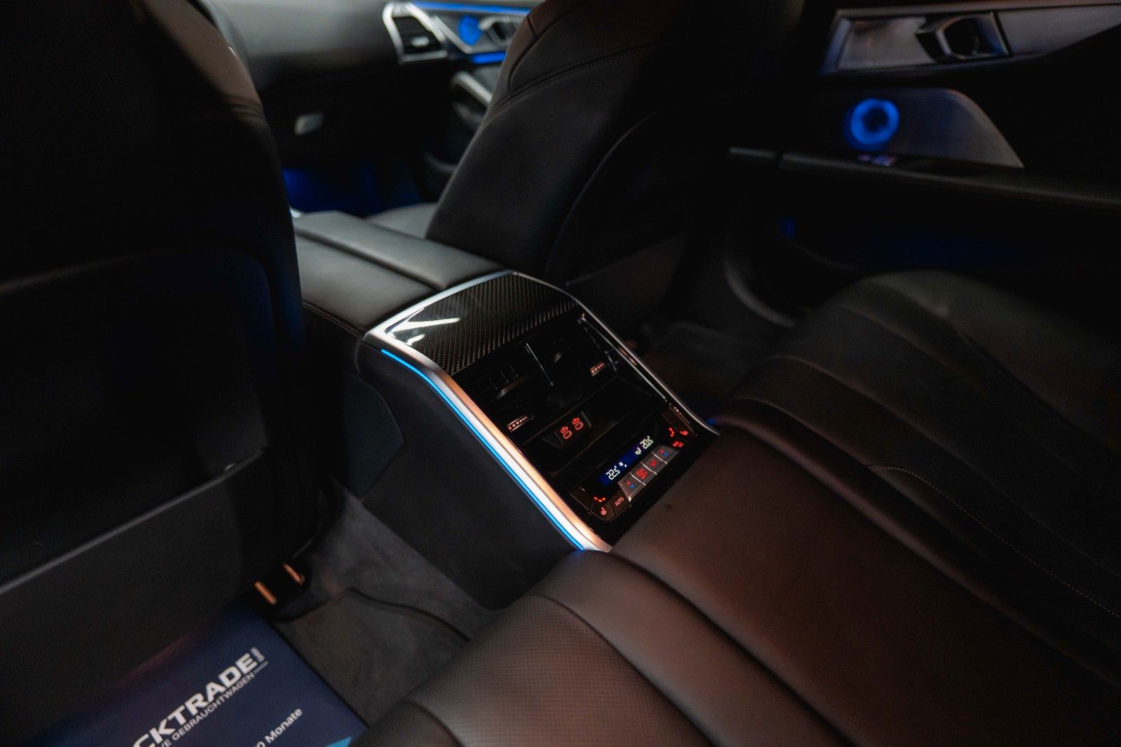 Fahrzeugabbildung BMW M850i xDrive M-Performance *Laser*B&W*ACC*360°*