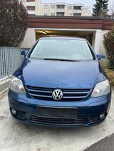 Volkswagen Verkaufen Golf Plus V - VW Golf Plus Gebrauchtwagen in Stuttgart
