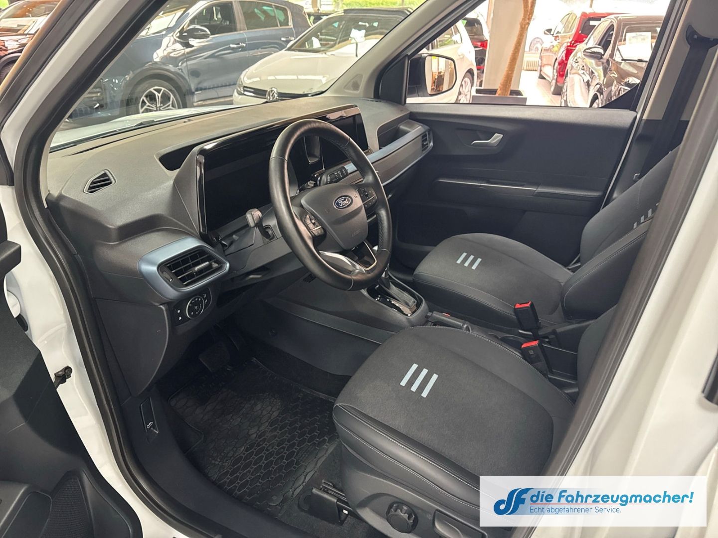 Fahrzeugabbildung Ford Tourneo Courier Active Navi ACC Klimaautom DAB S