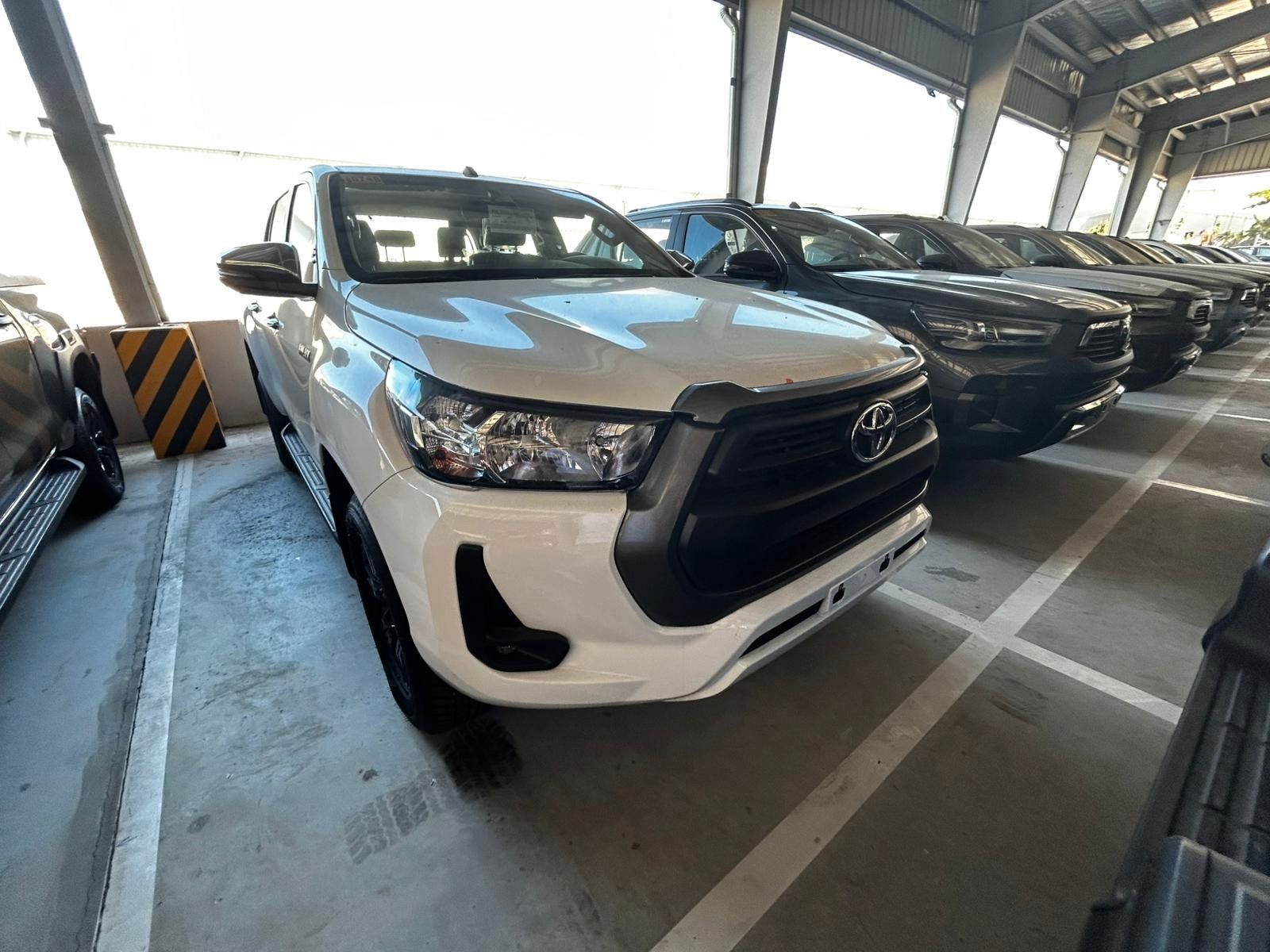 Toyota Hilux AT E 2.4L 2026