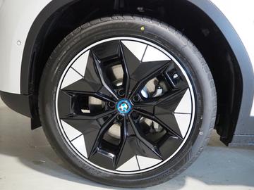 2021 BMW IX3 缩略图 11