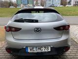 Mazda 3 2.0 e-SKYACTIV-G M-Hybrid - - silberne Mazda 3