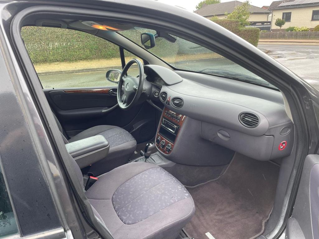 Mercedes-Benz A 160