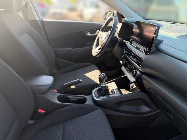 Fahrzeugabbildung Hyundai KONA Trend Mild-Hybrid 2WD Navi Soundsystem LED