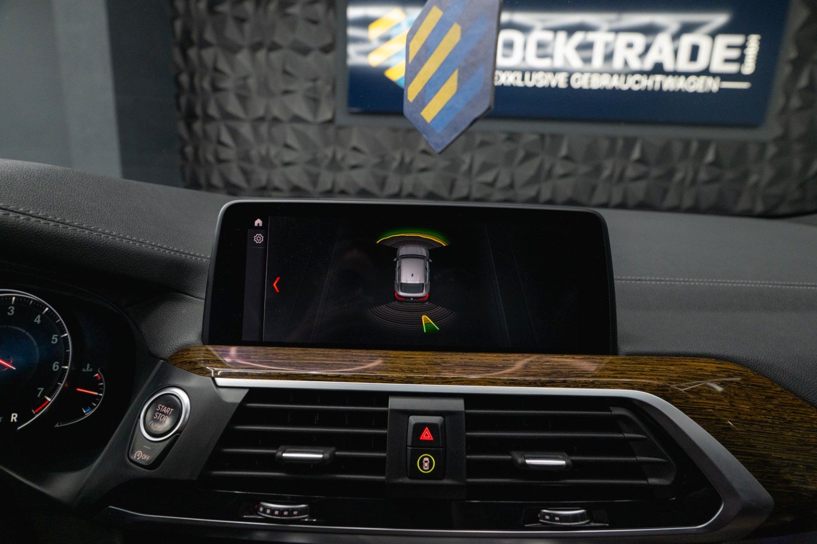 Fahrzeugabbildung BMW X4 M40i M Performance Shadow Line | Pano | LED