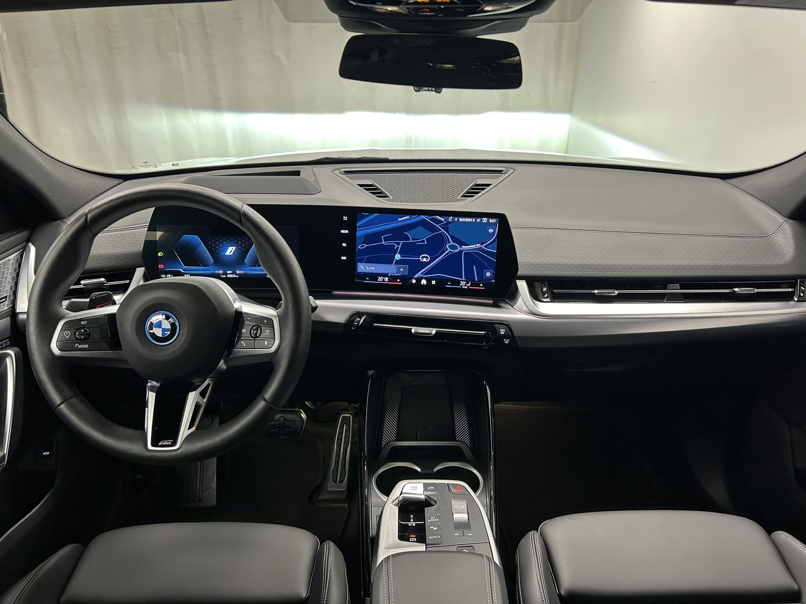 BMW iX2 - Bild 5