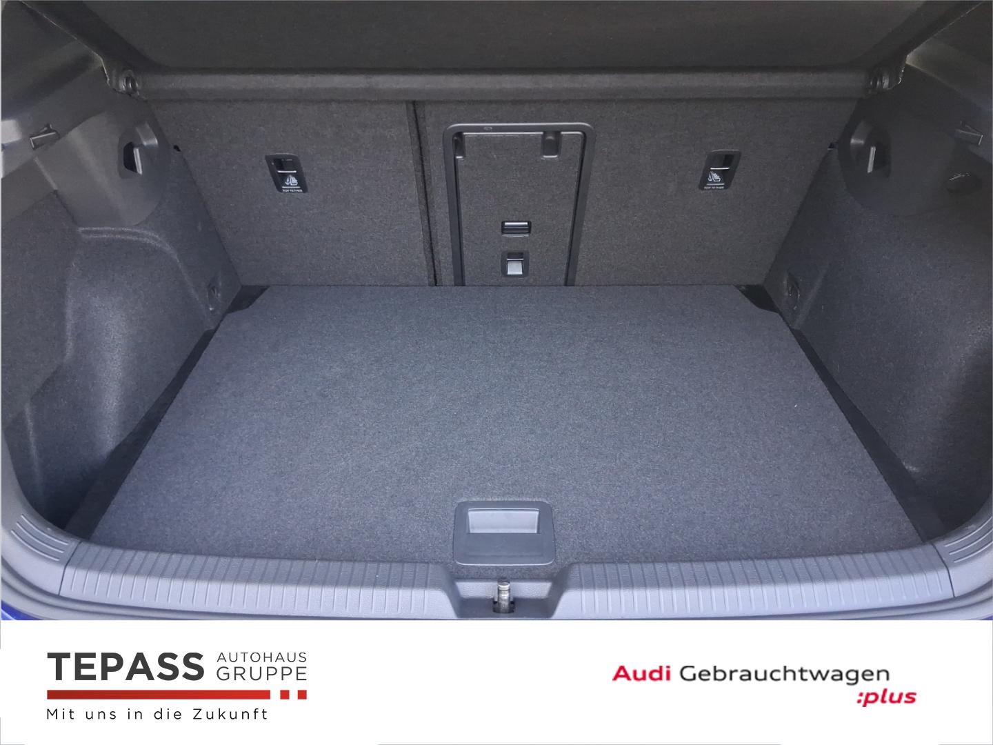 Volkswagen Golf R VIII eTSI LINE LICHT SICHT ACC LED SHZ