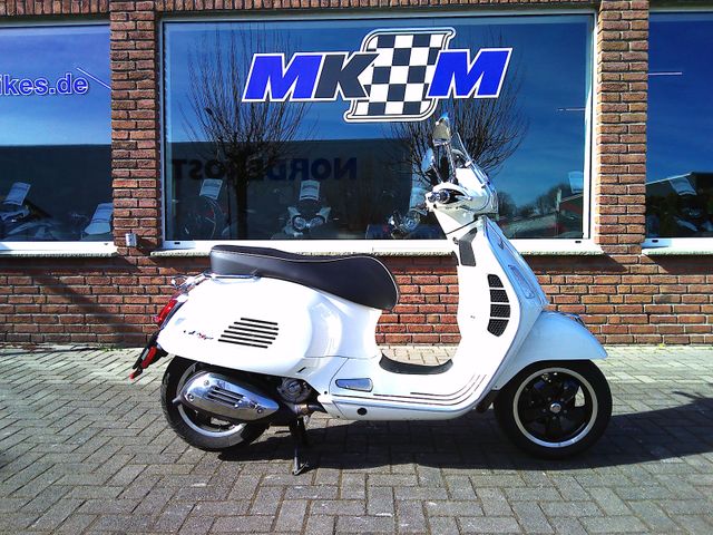 Vespa GTS 300 Super HPE , 1.Hand , Scheckheftgepflegt