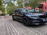 BMW 520d Softclose*HUD*Sthzg*Leder*Aut*Sithzg 4x - BMW 520 Gebrauchtwagen in Berlin