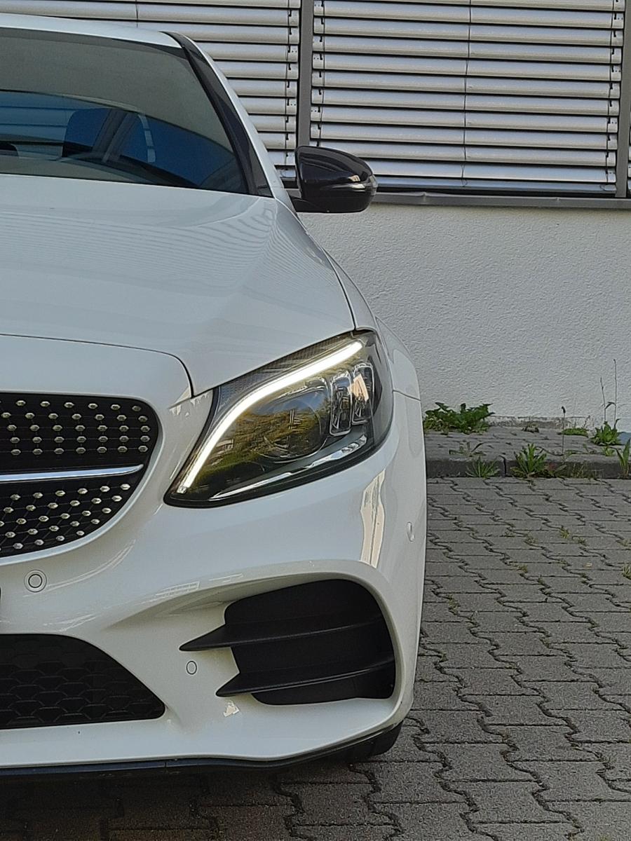 Mercedes-Benz C 180d Limo/3xAMG-Line/LED/Kam/DigitalC/18"