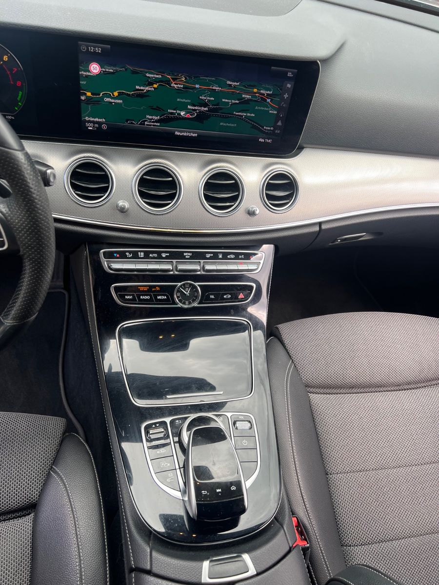 Fahrzeugabbildung Mercedes-Benz E 350 E -Klasse Lim. E 350 e